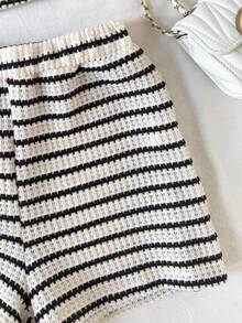 SHEIN Tween Girl Striped Tie Front Crop Top And Shorts Set - White - View 3