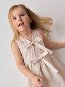 Maija Kids Đầm dệt không tay cổ tròn thêu nơ trang trí màu mơ cho bé gái - Màu be - Xem 5