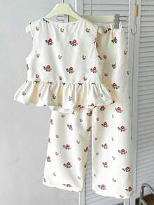 SHEIN Tween Girls Woven Casual Khaki Ditsy Floral Back Button Decor Ruffle Trim Crop Top And Relaxed Straight Leg Pants 2-Piece Set, Back To School - Apricot - View 5