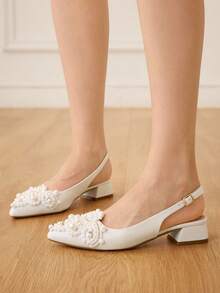 CUCCOO HITCHD 25厘米春夏新款浪漫优雅尖头珍珠装饰中跟白色露趾高跟鞋，新娘婚鞋