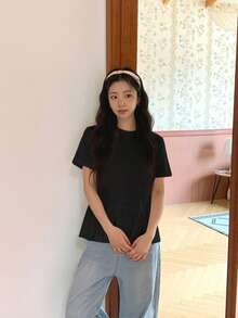 DAZY Women's Round Neck Casual Loose Ruffle Hem Basic Short Sleeve T-Shirt - Black - View 3