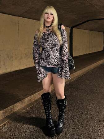 J-Fashion Grunge-Punk Retro Leopard Print Ruffle Flare Sleeve Edgy Avant-Garde Leopard Pattern Sexy Crop Top Off-Shoulder Plus Size Women Blouse, Leopard Print Blouse