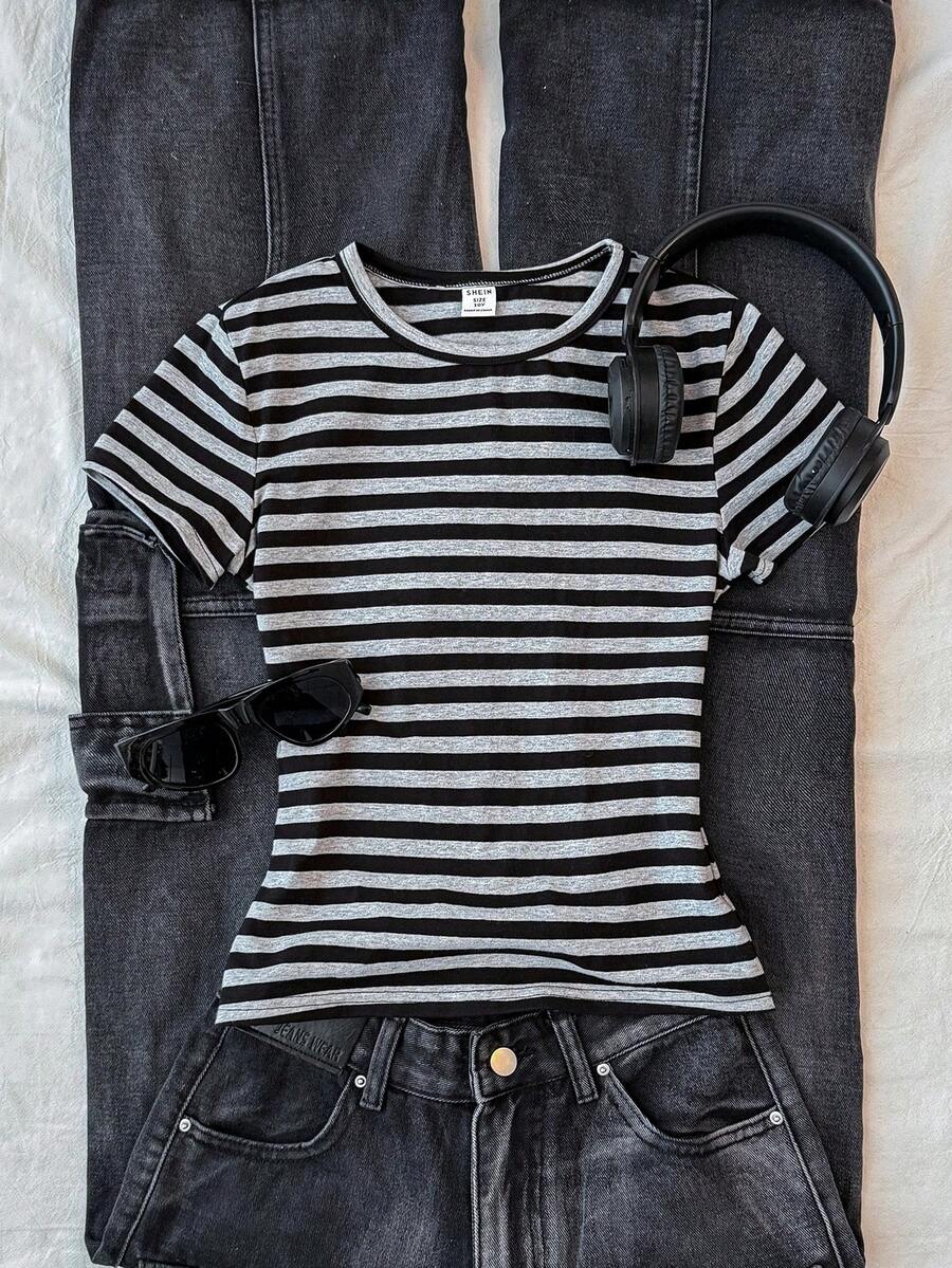Tween Girls Black & Gray Striped Crew Neck Short Sleeve Fitted Cropped T-Shirt - Black - View 1