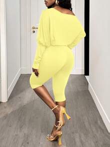 BamGleam Sexy Asymmetrical Shoulder Cinched Waist Long Sleeve Crop Top And Pants Set - Light Yellow - View 2