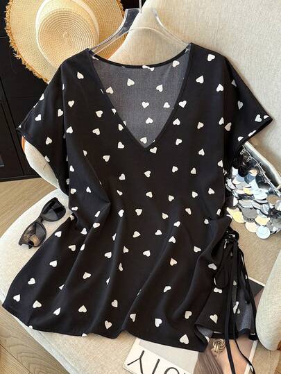 GlowEve CURVE Plus Size Women V-Neck Raglan Sleeve Black Background Heart Print Loose Side Slit Drawstring Ruched Bow Casual Daily Commute Vacation Elegant Date Shirt, Summer New