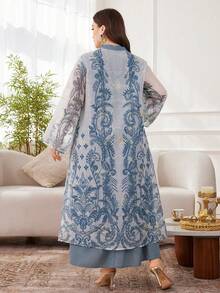 Al Najma 大码女士优雅浪漫宽松花卉刺绣网纱流苏装饰阿拉伯风格连衣裙 - 彩色 - 查看 2