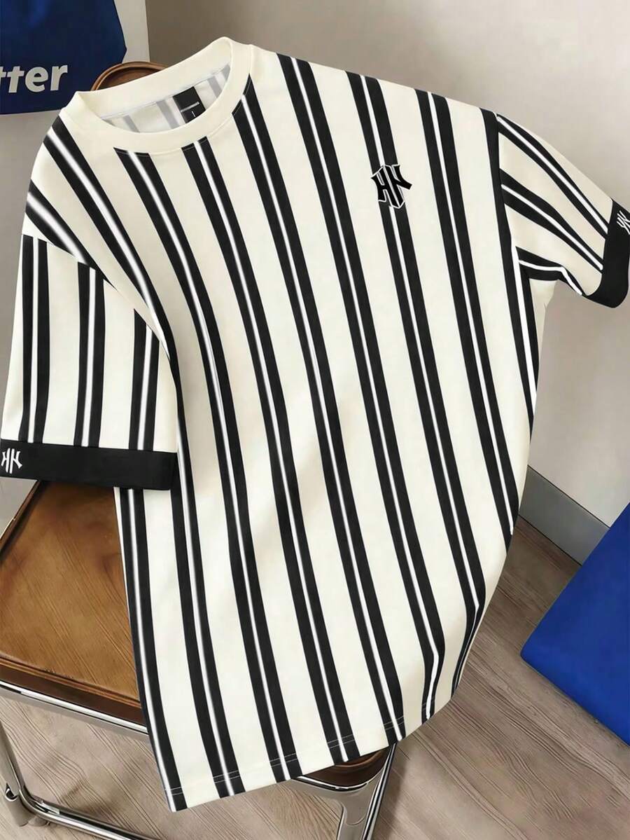 Manfinity Joysei Men's Vertical Striped Round Neck Letter Print Casual Versatile Commuting Short Sleeve T-Shirt - Black - View 1