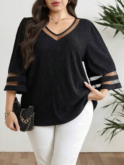 Modelyn חולצת טי לנשים בצבע אחיד עם טלאים וצווארון V, שרוולים שלושה/רביעי, בגזרה רחבה, מידות גדולות