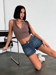 EURMUSE Shorts di jeans casual lavati da donna con tasche inclinate e orlo sfrangiato, adatti per l'estate - Blu lavato medio - Visualizzare 3