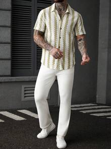 Manfinity CasualCool 男士针织纹理条纹提花短袖衬衫 - 綠色 - 查看 3