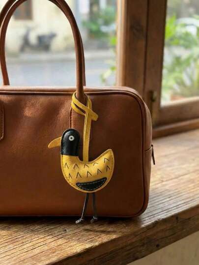 Joivida 1pc Dumb Ducking Keychain Fashion Bag Charm Purse Accessory Cute Phone Strap Shoulder Sling DIY Decor Gift For Christmas Birthday Daily Use