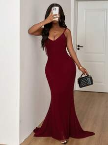 SHEIN PETITE CURVE 大码优雅性感露背吊带连衣裙 - 酒紅色 - 查看 7