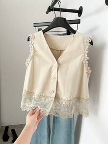 Serisse Áo vest nữ 100% cotton màu trơn phối ren, kiểu dáng Pháp mùa hè, cổ chữ V, chất liệu 100% cotton, viền ren, chất liệu lưới rỗng, thoáng mát và ngọt ngào, thích hợp cho đi làm và mặc thường ngày, tối giản, đa năng cho công sở hoặc dự tiệc, áo ren, mùa hè, áo mùa hè, ngày Valentine, trang phục lễ hội cho nữ, đi biển, áo đi chơi, áo kiểu nữ thanh lịch, áo kiểu thường ngày cho nữ - Màu be - Xem 3