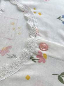 EURMUSE 女士纯棉两件套撞色蕾丝细节纽扣前襟短袖衬衫和长裤，花卉图案家居服舒适休闲套装 - 白色 - 查看 5