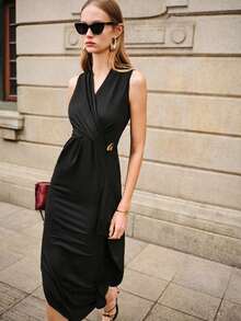 Lumivelle Valentine's Day Black Sleeveless V-Neck Dress For Women, Crossover Waist Ruched Skirt With Metal Buckle Decoration, Elegant High-Quality Dress For Daily, Commute, And Dates  Summer Dress Black Dress  Dress For Wedding Guest - Black - View 4
