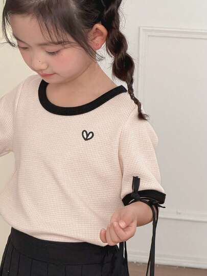 DAZY 女童圆领针织爱心刺绣撞色短袖T恤，秋季服装