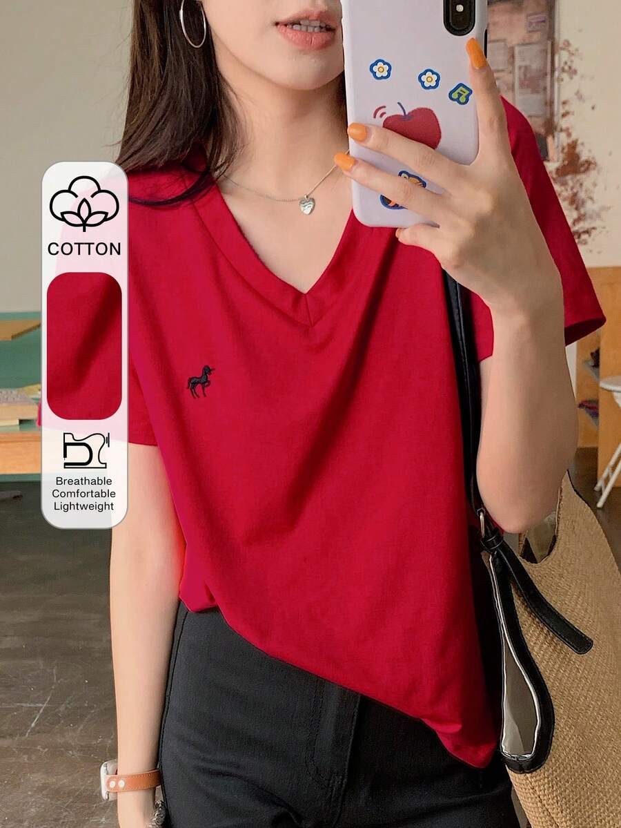 DAZY Women's V-Neck Embroidered Short Sleeve Casual T-Shirt - Red - View 1