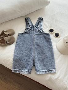 男童水洗蓝色休闲宽松牛仔背带裤，带口袋，易于穿脱，百搭时尚，适合日常穿着 - 中等水洗藍 - 查看 2