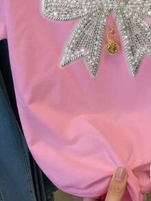 休闲简约蝴蝶结水钻图案修身短袖圆领T恤，适合少女、女士穿着，时尚舒适，适合春、夏、秋季穿着。 - 粉色 - 查看 4