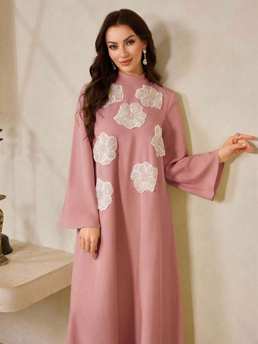 Al Najma 女士优雅阿拉伯风格连衣裙,饰有贴花,立领,喇叭袖 - 粉色 - 查看 1