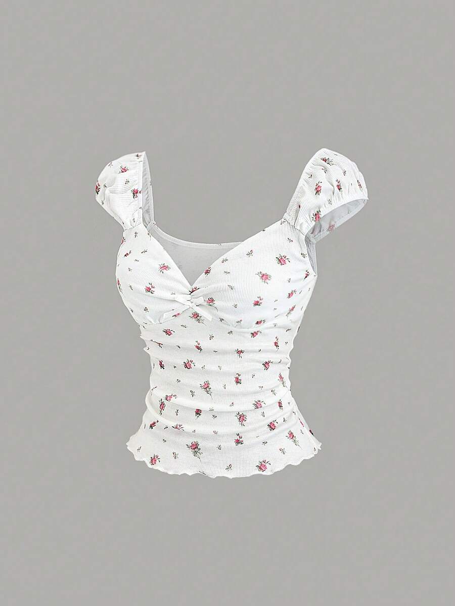 Sweetra 女士新款万圣节服装，也适合圣诞节、感恩节、新年等场合，以及派对、通勤、日常、旅行等夏季穿着。白色碎花印花上衣，修身腰部设计，褶皱收腰，甜美可爱蝴蝶结装饰印花针织泡泡袖心形领口T恤。 - 彩色 - 查看 1