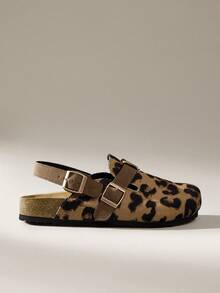 Solecia New Spring/Autumn Women Slip-On Thick Soled Closed Toe Mule Shoes For Christmas - Brown - View 1