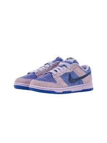 Nike Dunk Low SE "Hydrangeas" Women's Sneakers Purple HQ3431 - Hydrangeas/Deep Royal Blue - View 4