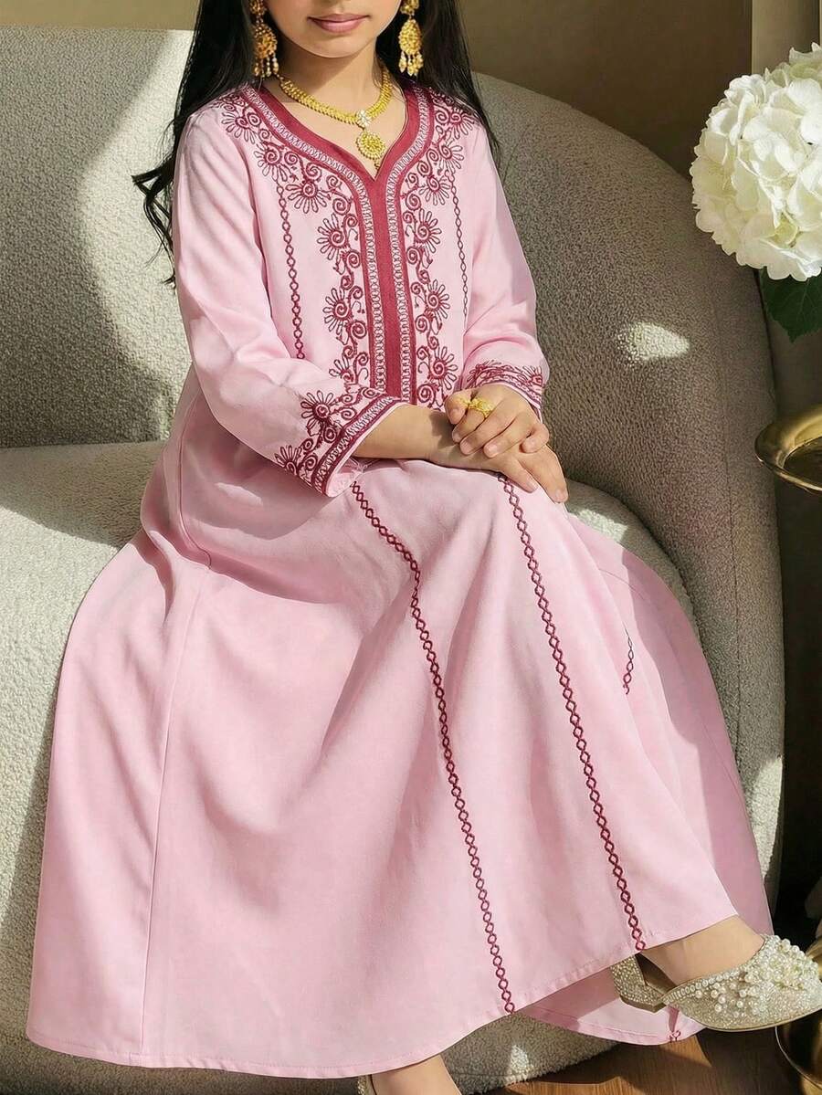 SHEIN 少女款 Jalabiya 優雅端莊粉色花卉夏季阿拉伯長裙,派對穿著,長袖 Kaftan Abaya,傳統兄弟姊妹套裝 - 粉色 - 查看 1