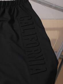 Mirajuku 2件套青少年男童休闲度假时尚运动短袖T恤和短裤套装，浅绿色，3D字母印花简约运动装，夏季 - 黑色 - 查看 3