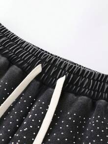 ROMWE MEN Pantalones cortos de verano para hombres con cintura con cordón y adornos de rhinestone - Negro - Ver 3