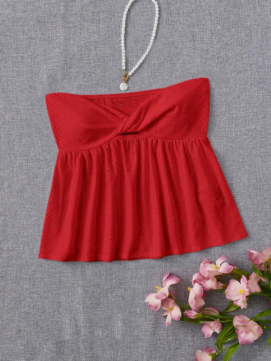 SHEIN EZwear 波希米亞風可愛紅色夏季度假鏤空刺繡扭轉前襟鏤空荷葉邊抹胸上衣,女款無肩帶心形領洋裝上衣 - 紅色 - 查看 1