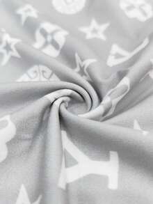 Resyla Women's Minimalist Printed Round Neck Short Sleeve T-Shirt - Multicolor - View 4