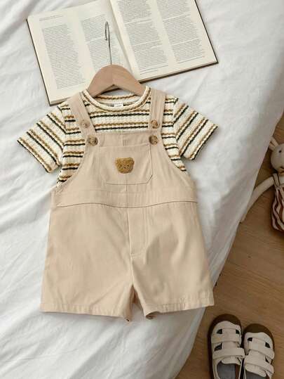 SHEIN 2pcs/Set Baby Boy/Girl Casual Cute Cartoon Striped Short Sleeve T-Shirt & Cartoon Bear Suspender Shorts Set, Suitable For Spring/Summer Wear, Home Or Outdoor