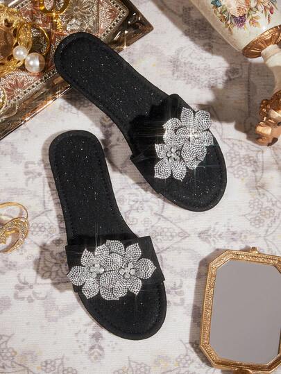 CUCCOO TILAWA Women's Fashion Gem Pinch Foot Round Toe Casual Flat Sandals Slippers Valentine's Day