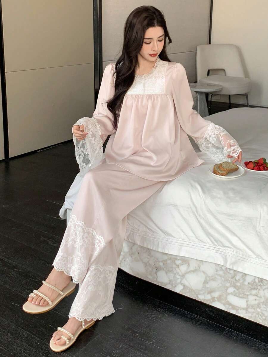 DAZY 优雅缎面蕾丝拼接女士睡衣套装 - 淺粉色 - 查看 1