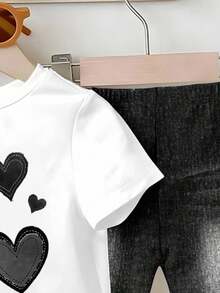 女婴T恤套装，牛仔印花“GIRL MAMA”爱心印花喇叭裤，黑色字母印花，可爱活泼，百搭日常两件套，适合外出，秋冬春夏皆宜 - 彩色 - 查看 4