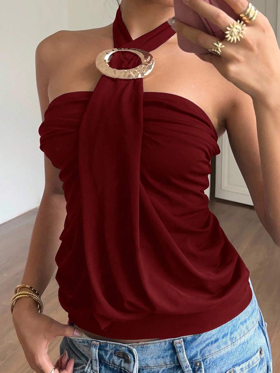 SHEIN EZwear 女款純色掛脖金屬裝飾抓皺時尚百搭上衣,適合約會與外出 - 酒紅色 - 查看 1