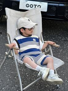 SHEIN Little Byeori 2件套男童休闲学院风舒适时尚简约百搭夏季可爱二合一条纹圆领T恤和松紧腰短裤套装，适合日常穿着、上学、外出、运动、春夏穿着，加厚抓绒面料 - 寶藍色 - 查看 6