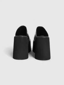 Sugerpunk Women's Black Crocodile Embossed Platform Loafers - Black - View 3