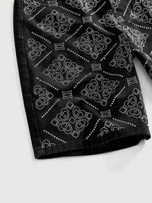 ROMWE MEN Street Life 男士黑色花卉水钻牛仔短裤 - 黑色 - 查看 4