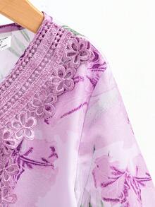 SHEIN 母女亲子装（两件套，分开出售）小女孩和小女孩碎花连衣裙，适合度假、外出和日常穿着 - 淡紫色 - 查看 6
