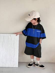 SHEIN 两件套男童时尚休闲百搭舒适套装，包括拼接撞色圆领T恤和宽松工装短裤，适合春夏季节日常穿着、运动、郊游、上学、聚会、度假、拍照等场合。 - 寶藍色 - 查看 5