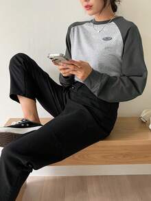 DAZY Letter Patched Colourblock Raglan Sleeve Tee - Grey - View 5