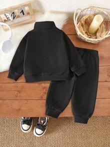 SHEIN 2pcs/Set Infant Toddler Unisex 0-3Y Casual Sports Dinosaur Print Black Long Sleeve Zip-Up Pullover Sweatshirt And Sweatpants Set, Baby Boy/Girl Athletic Outfit, Autumn/Winter/Spring Baby Tracksuit Black Baby Boy Clothes Baby Boy Sweatsuit Baby Boy Street Wear