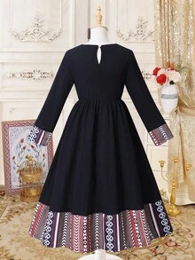 New Design Young Girls Black Long Sleeve Round Neck Geometric Pattern Polyester A Line Dress For Vacation With Flared Hem - Black - View 2