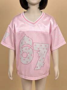 SHEIN 女童宽松版型数字67印花T恤，休闲时尚，百搭，适合派对、郊游、与朋友拍照、公园、露营、度假、日常穿着。 - 粉色 - 查看 4