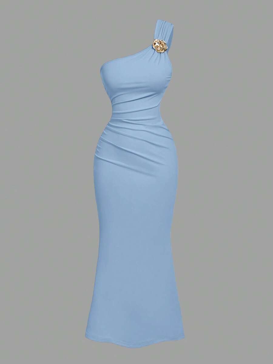 SHEIN X Hannahelzahed SHEIN MOD 蓝色胸针装饰不对称领褶皱鱼尾连衣裙 - 天藍色 - 查看 1