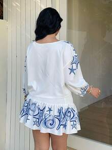 Sunnyshic 春夏秋季新款流苏蝴蝶结优雅度假风印花面料泡泡袖褶皱系带衬衫，搭配收腰A字裙两件套 - 彩色 - 查看 2