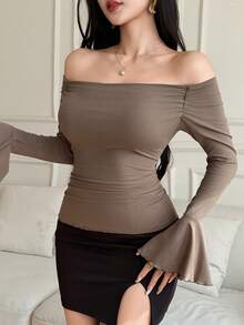 DAZY Elegant Off-Shoulder Fitted T-Shirt For Women, Suitable For Party, Valentine's Day, Y2K Style, Spring/Summer - Brown - View 4