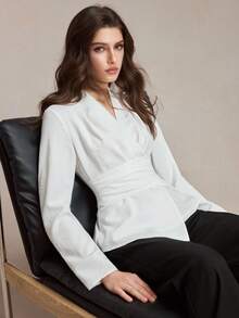 BizChic Bluză elegantă pentru femei, primăvară/vară 2026, albă, texturată, cu croială asimetrică, design asimetric, cu talie încrețită, subțire - alb - Vizualizare 5